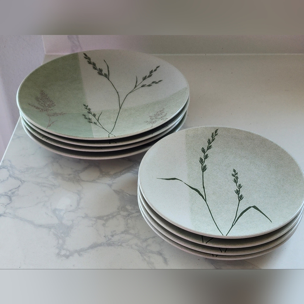 Mikasa Soft Breeze CW 102 Dinner / Salad Luncheon Plates‎ Set Of Four Each